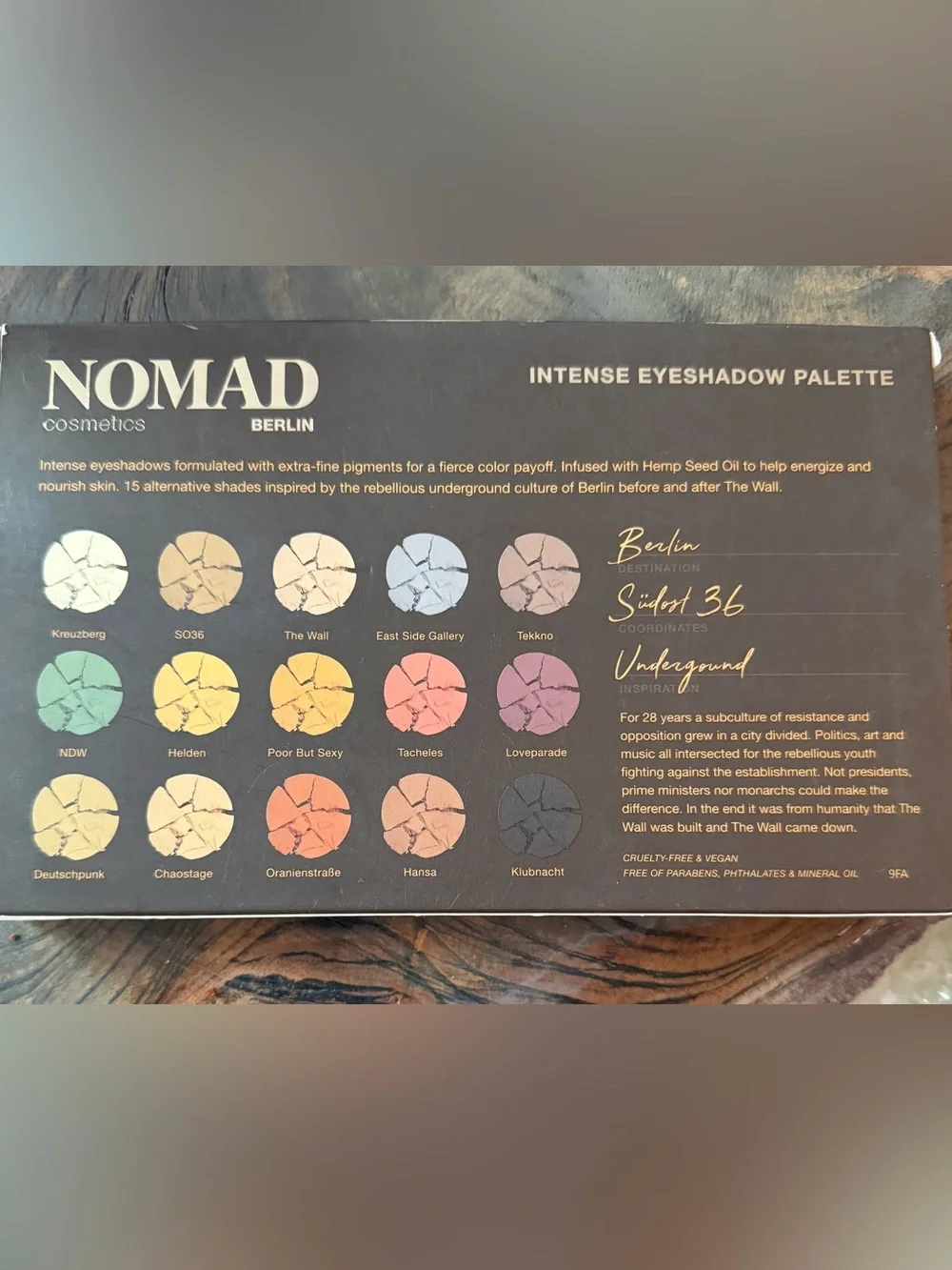 Nomad Intense Eyeshadow Palette-15 Shades. New, unused. Vegan and Cruelty-Free.